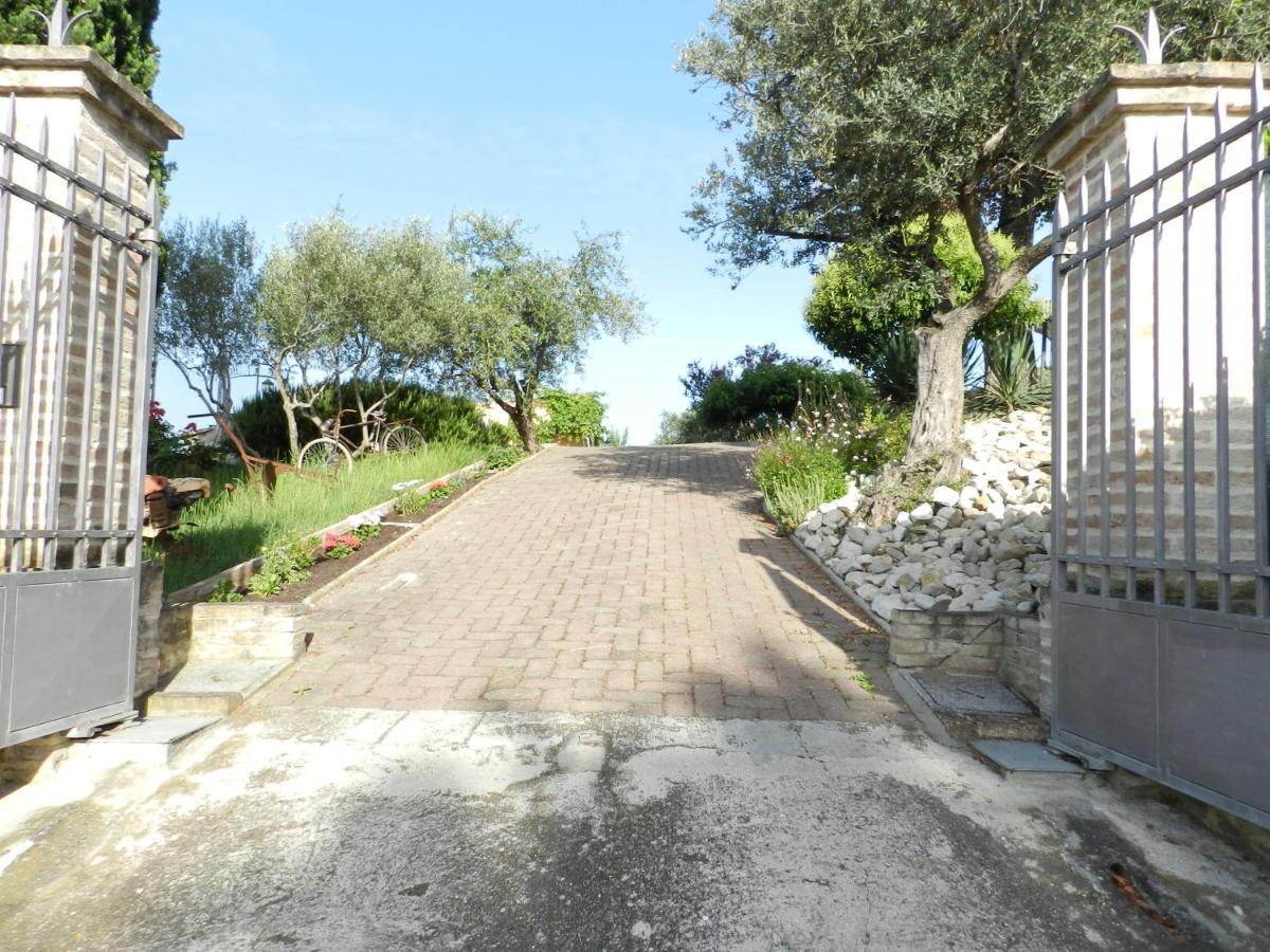 Il Cantinoccio B&B Cerasolo Luaran gambar