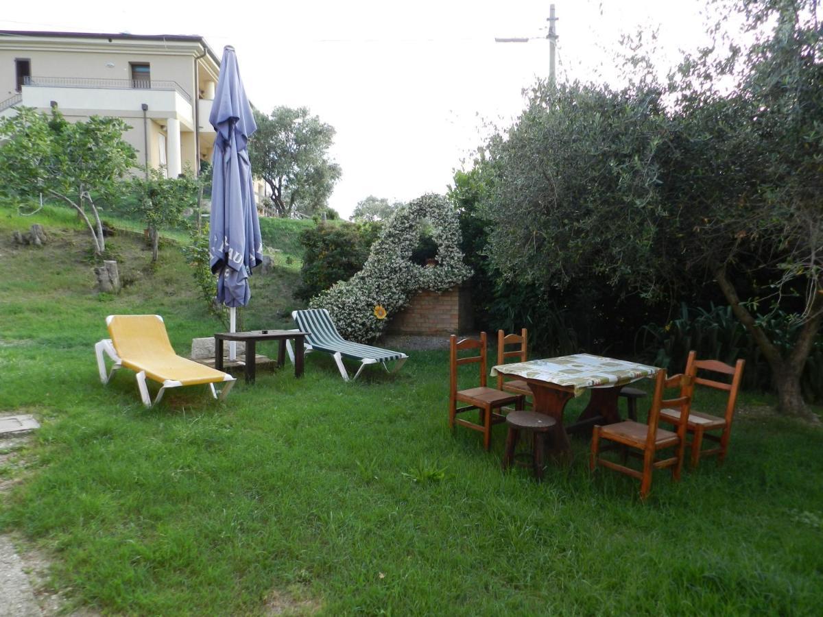 Il Cantinoccio B&B Cerasolo Luaran gambar